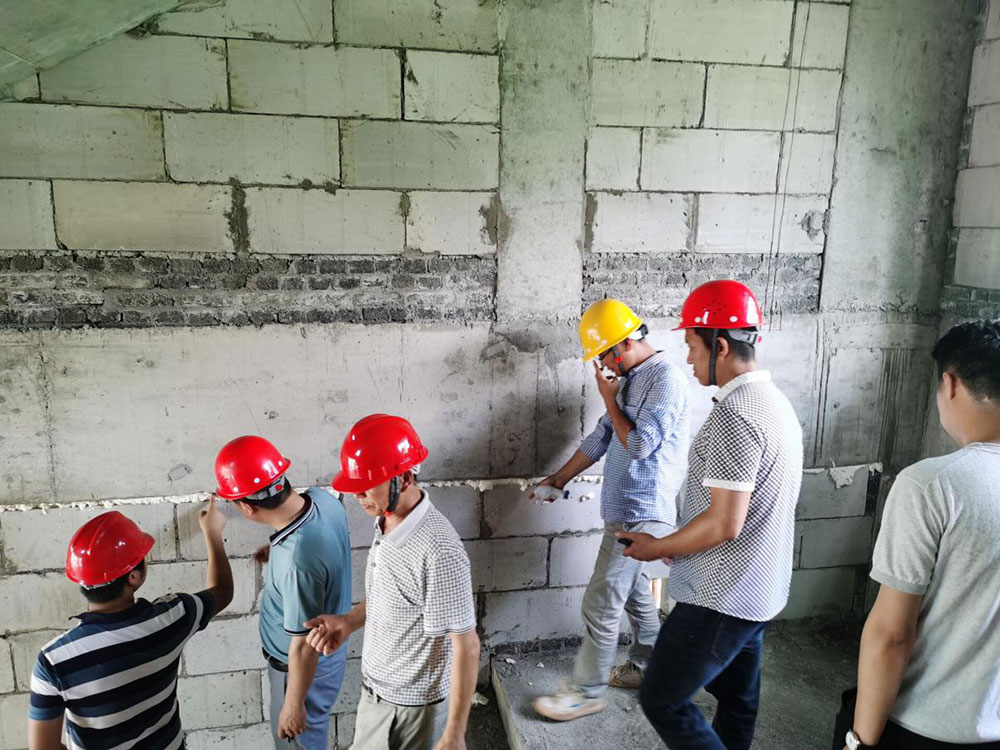 江南實驗小學(xué)2#教輔樓完成一、二層主體結(jié)構(gòu)驗收