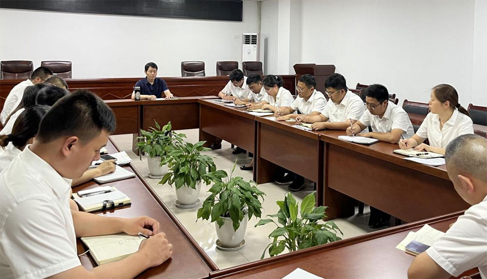 城建投公司召開全體員工大會(huì)暨安全生產(chǎn)、保密工作會(huì)議?