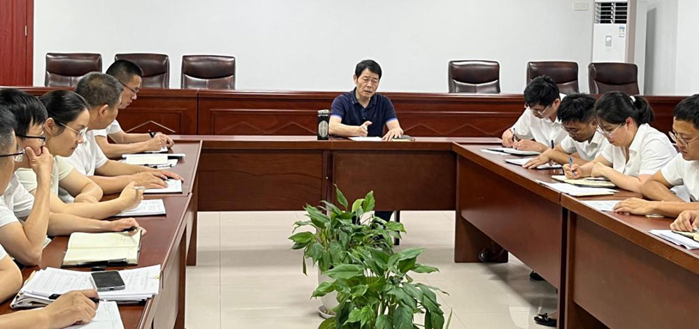 城建投公司召開全體員工大會(huì)暨安全生產(chǎn)、保密工作會(huì)議?