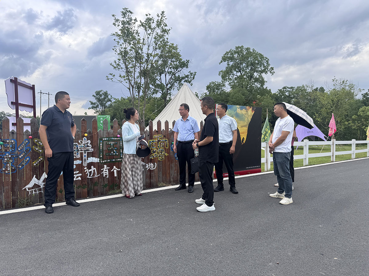 文化為魂，生態(tài)為基——傍霞村鄉(xiāng)村振興特色模式探討