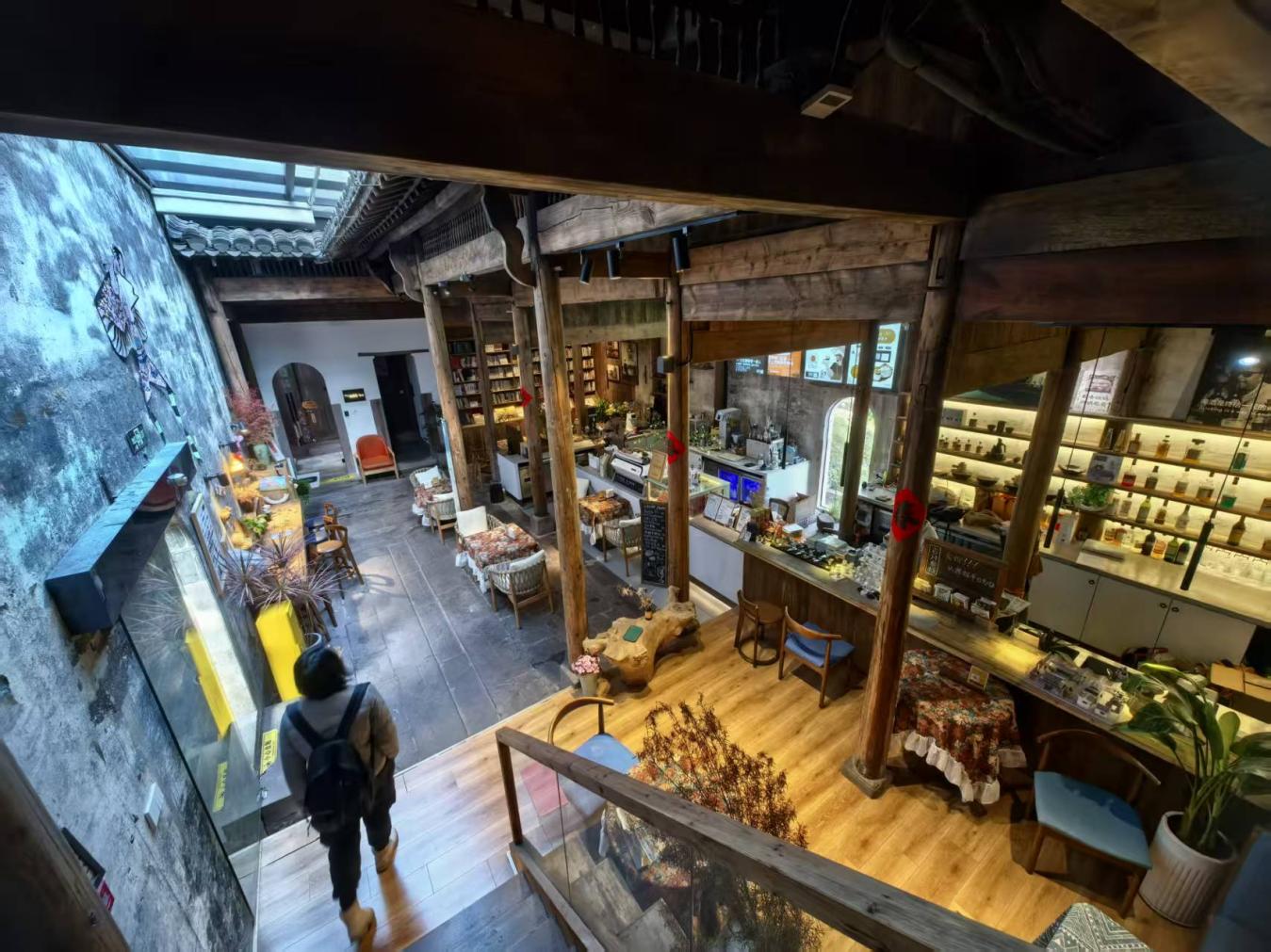 聚焦文化傳承與項(xiàng)目創(chuàng)新，華誼兄弟赴黃山市開展合作考察